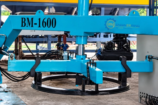 BM 1600 Hydraulic System